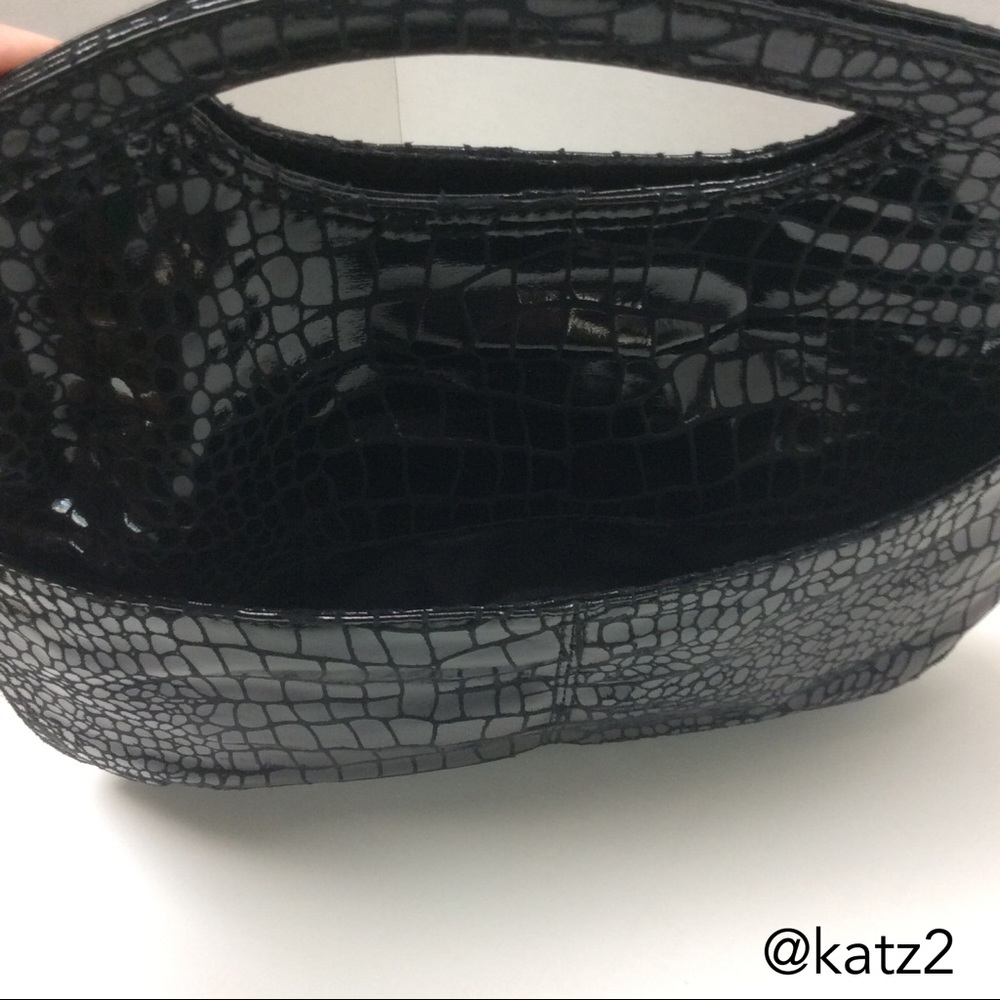 Nine West Black Reptile-look Fold Em Clutch - Picture 5 of 9